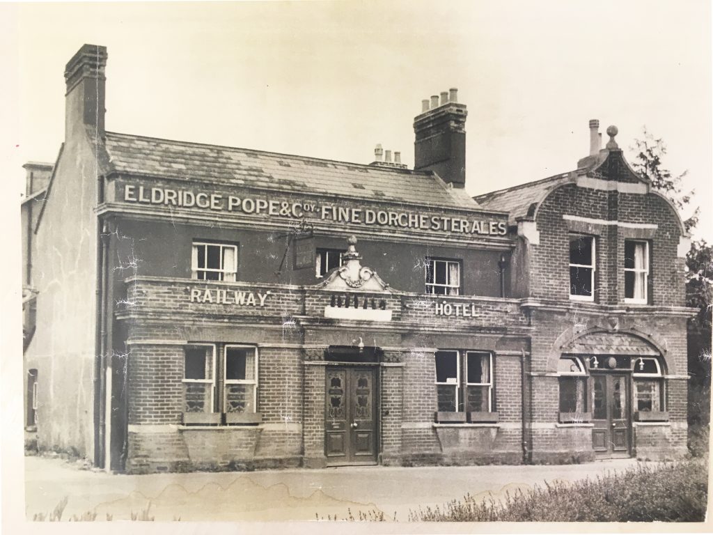 railway-hotel-old